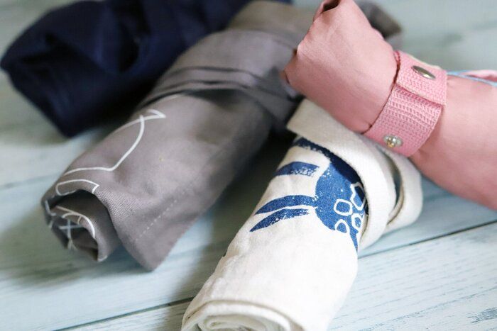 おすすめの「エコバッグ」18選｜100均を始め優秀アイテムがズラリ！長持ちのコツや手づくりの方法も解説