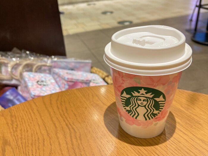 レジに並ばず受け取れる！スタバはモバイルオーダーが便利なんです！