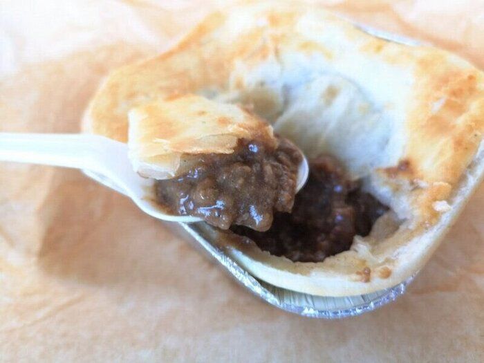 コストコで買えるビーフパイとは？魅力や食べ方のアレンジを紹介