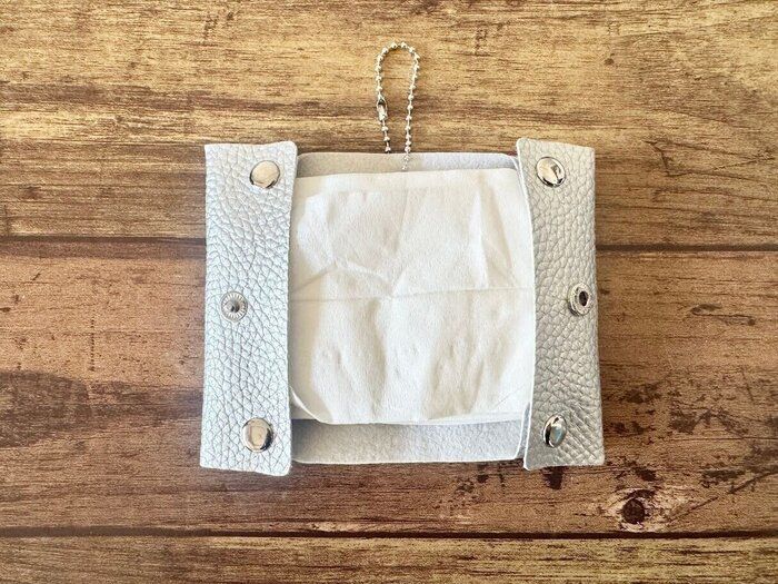 ポケットティッシュをコンパクトにできるケース