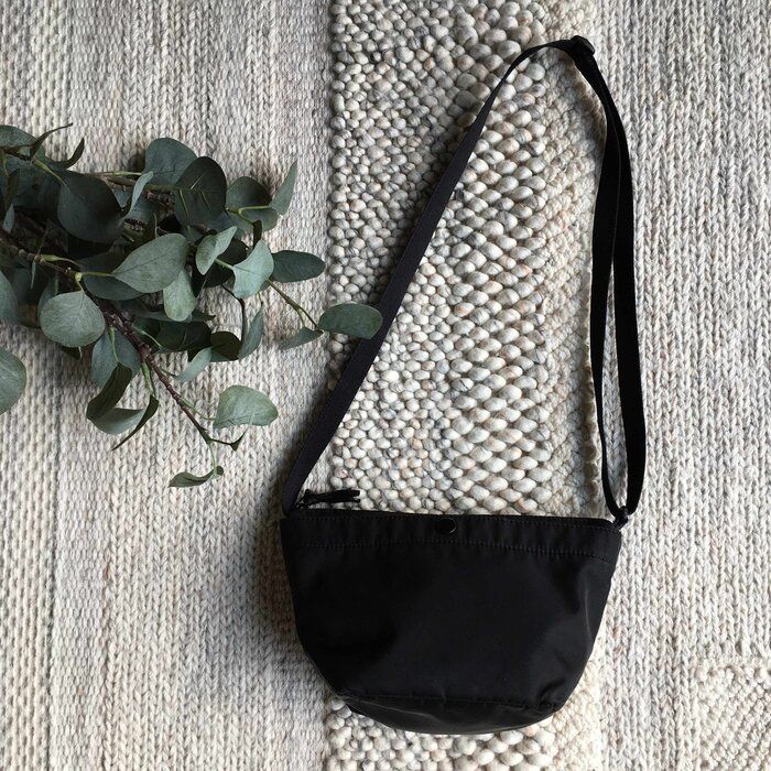 2,000万円貯めた人のバッグの中身を大公開！