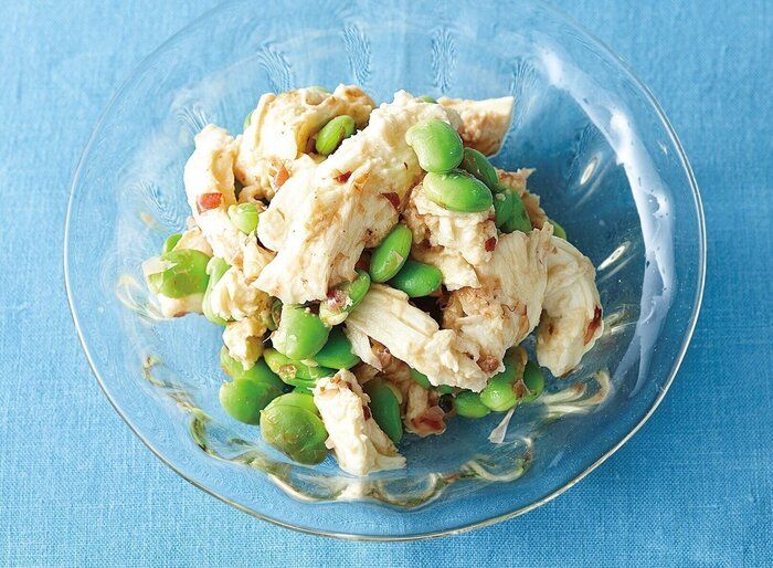 ご飯にもワインにも合う一品♪枝豆とモッツァレラのおかかじょうゆ