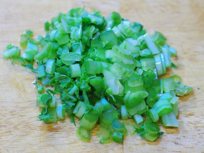 筋も茎も根元も捨てない!野菜の栄養をまるごといただく調理法