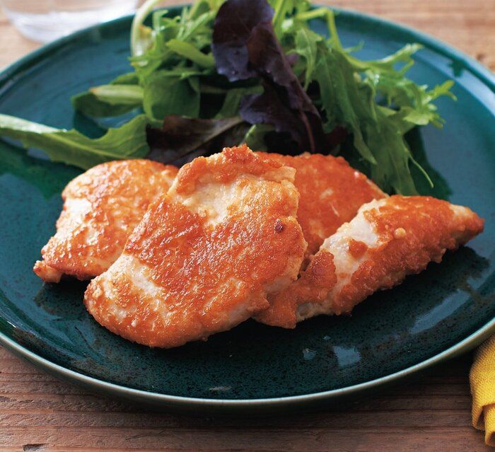 お手軽にできてマヨ＆チーズでこくUP！鶏肉のカリカリチーズ焼き