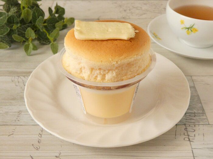 【ファミマ】待ってました！全国1位の贅沢スイーツ「ホットケーキなスフレ・プリン」が全国発売!!