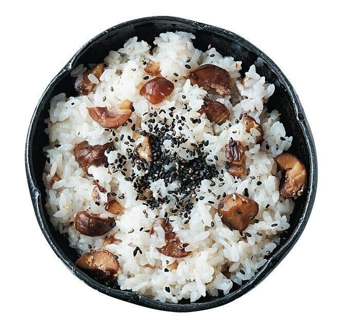 素材2つで大満足！簡単栗おこわ