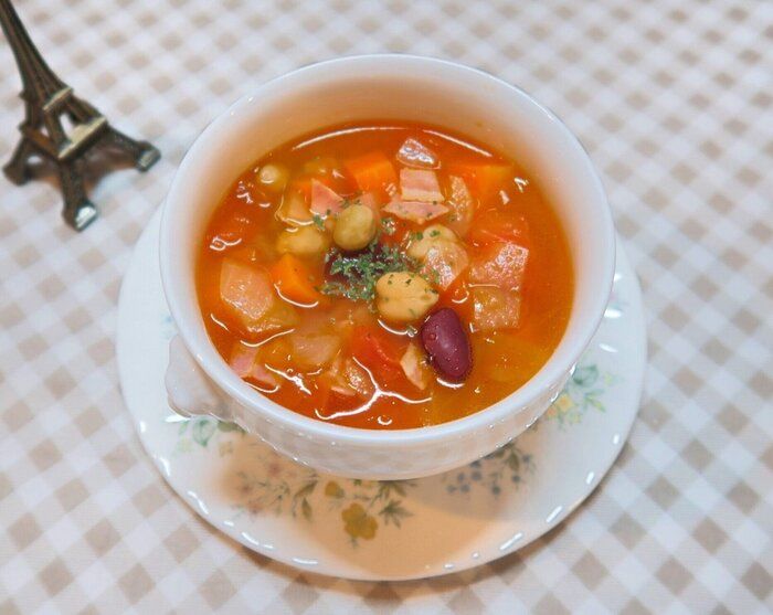 ミックスビーンズで簡単！旨味たっぷり【豆と野菜のスープ】のつくり方
