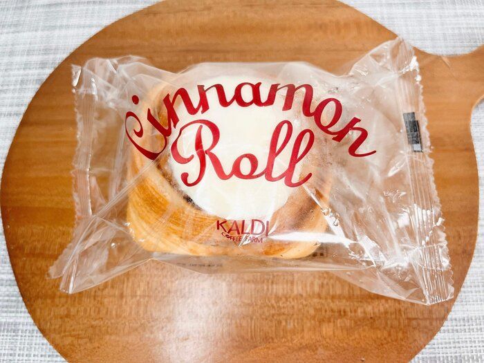 カルディで大人気の「シナモンロール」とは？おいしく食べるための解凍方法も紹介