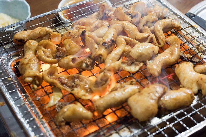 【管理栄養士監修】「ホルモン」は太りやすい？気になるカロリーと炭水化物量まとめ