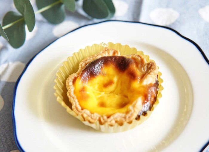 【ローソン】生カスタードシリーズの新作は、卵の風味たっぷり濃厚「生カスタードのエッグタルト」