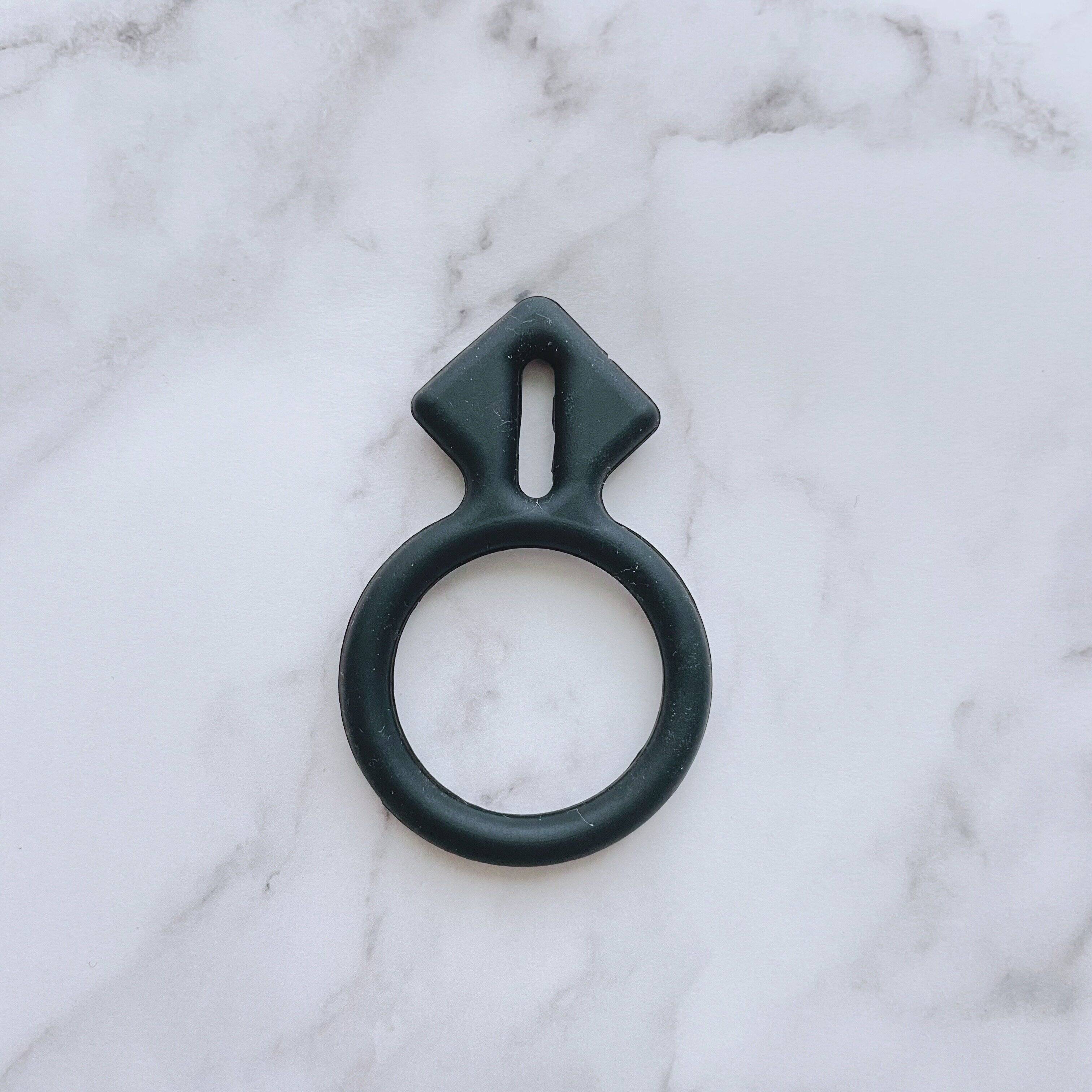 飛ぶように売れてる【セリア】「時短にもなる」超優秀人気グッズ3選