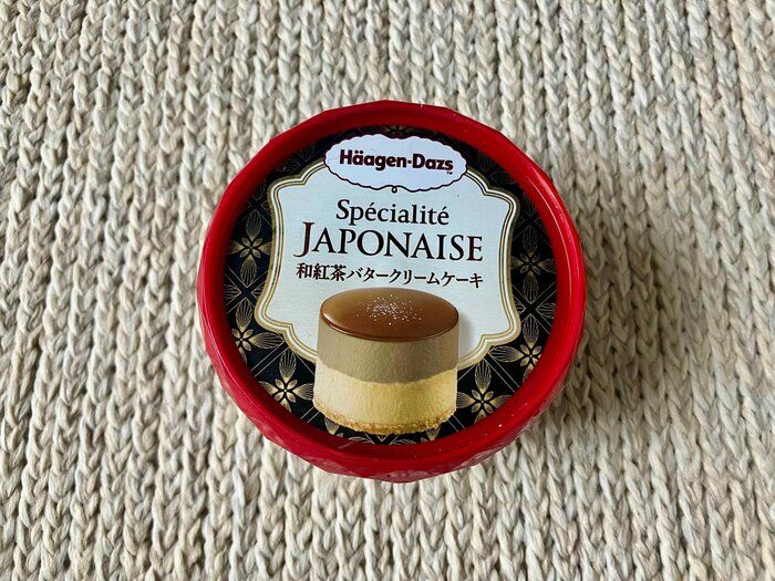 スペシャリテジャポネ　和紅茶バタークリームケーキ