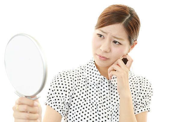 マスクで隠しきれない40代の「肝斑（かんぱん）」問題…キレイに隠して5歳若見え！