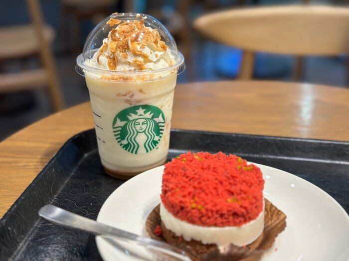 【スタバ】サクサクミルフィーユとバターキャラメルが極上の味！ホリデーフラペ第2弾登場！