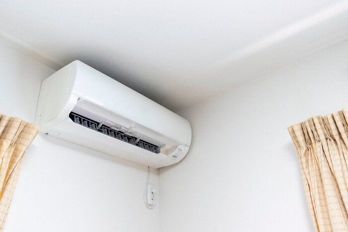 エアコン送風ファンの掃除方法は？ホコリやカビによる汚れのリスクも知ろう