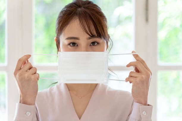 マスクの今こそ試して欲しい！目元が印象的に見える若返りメイク