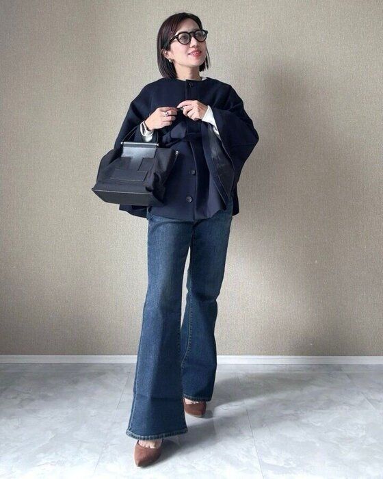 GU スリムフレアジーンズ