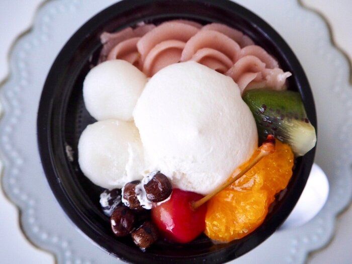 【シャトレーゼ】まるで宝石箱！期間限定の「春の桜クリームあんみつ」