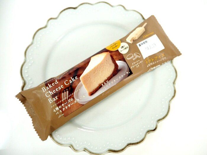 シャトレーゼさん太っ腹すぎ こんなにおいしいのに75円でいいの あまりのおいしさに何本でも食べたくなる サンキュ