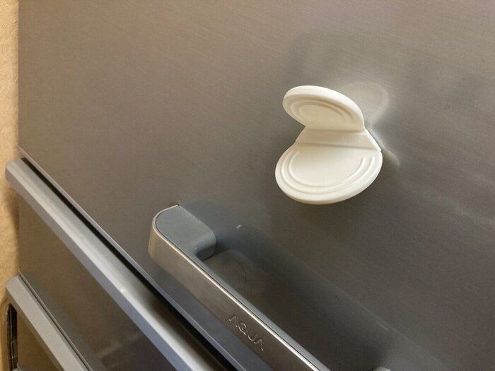 【布製vs.ゴム製】ダイソーの鍋つかみグッズ、使いやすいのはどっち？