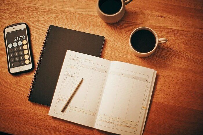 家計も生活リズムもくずさない！家族で21時まで駆け抜ける朝晚ルーティンを一挙公開