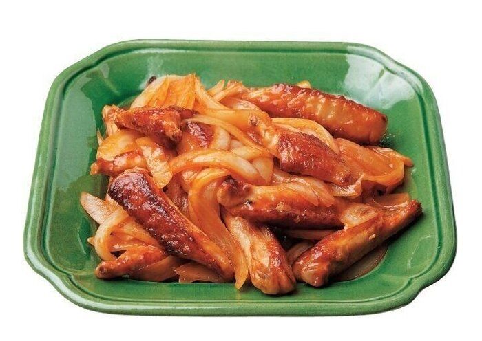 みんな大好きなBBQ味は即リピ決定！鶏手羽中と玉ねぎの炒めもの