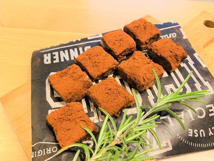 余ったお餅で超簡単!クセになる味わいの「生チョコ風モチモチチョコ」レシピ