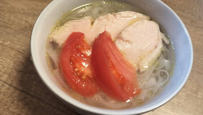 【業務スーパー】お湯をいれるだけでいいんです！時間のないときにはとっても便利な「フォー」が旨い