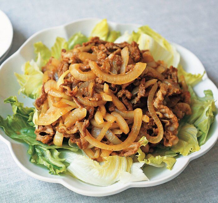 フライパン1つでできて楽々！豚肉と玉ねぎのカレーしょうが炒め