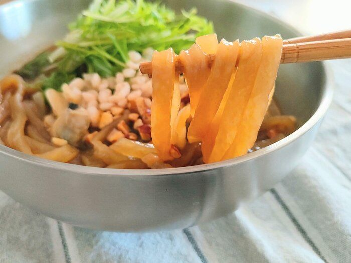 酸っぱい！辛い！もちもち！【カルディ】不思議な味がクセになる「酸辣粉」って？